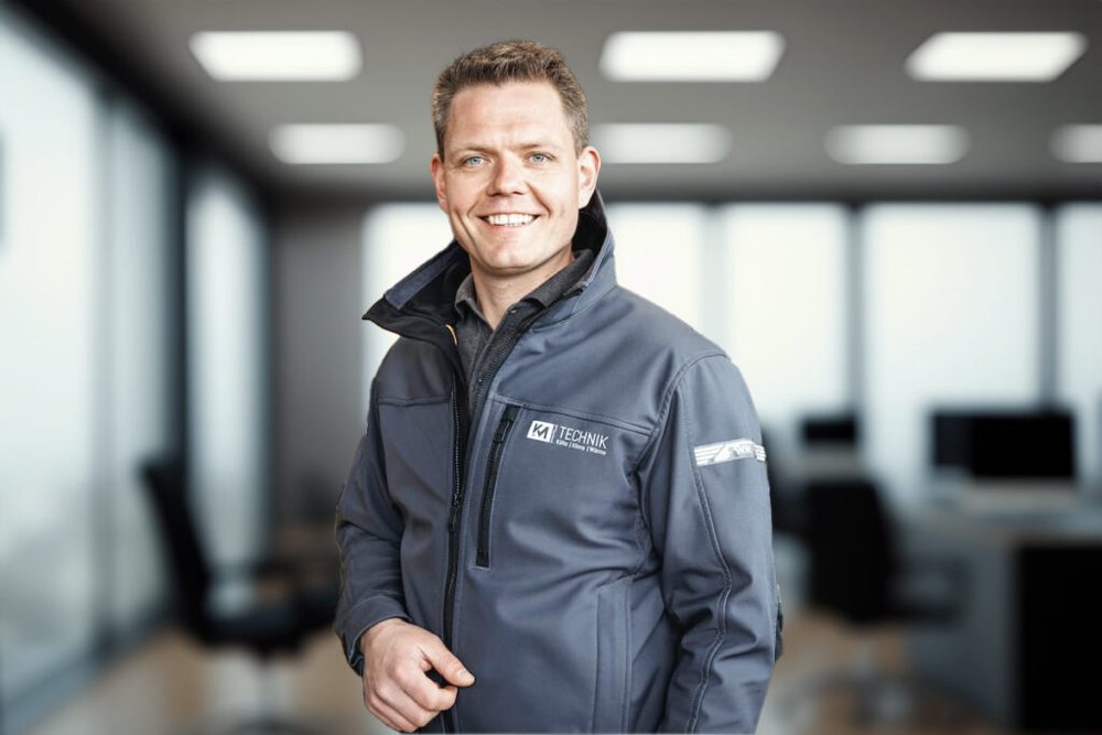 Dominik Merschmann, Geschäftsführer der KM Technik GmbH
